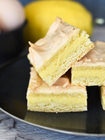 lemon meringue slice