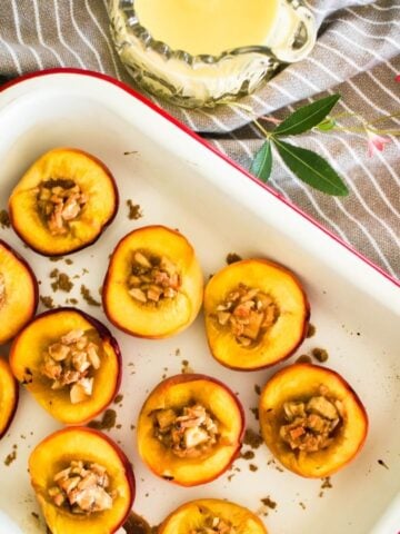 baked peaches